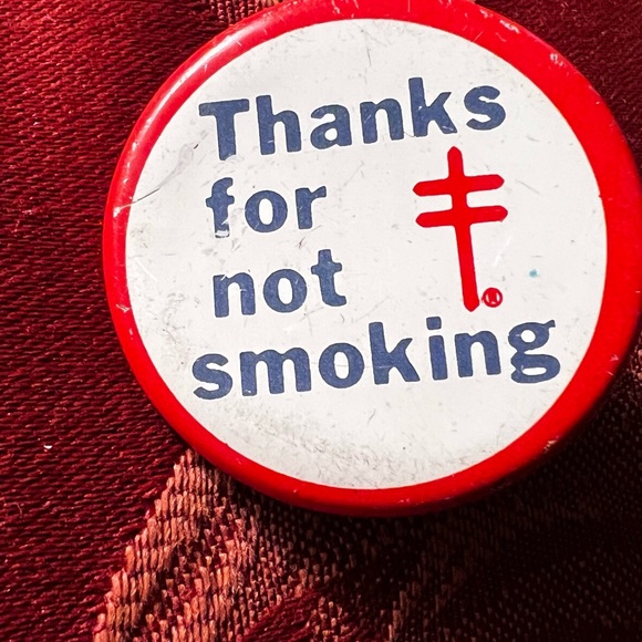 (2) Vintage lapel pins “Thank You for not smoking” - Picture 3 of 7